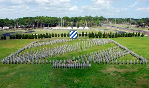 Fort Stewart Hunter Army Airfield Soldiers parade 