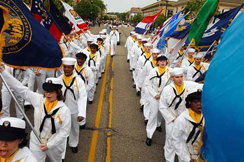 Freshmen parade neat Naval Station Great Lakes