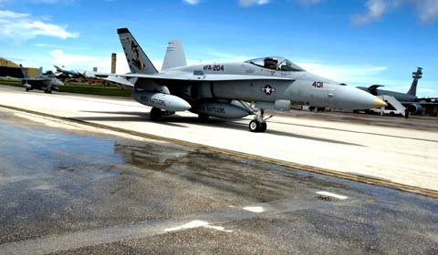 f18 at Joint Reserve Base New Orleans
